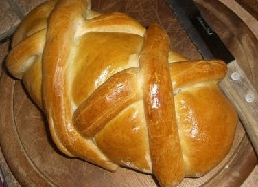 Rotolo di carne in crosta di pane