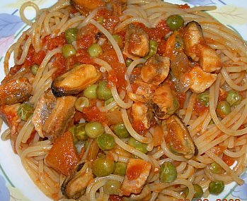 Spaghetti con ragù di pesce
