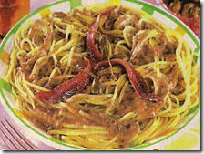 Spaghetti con crema di acciughe